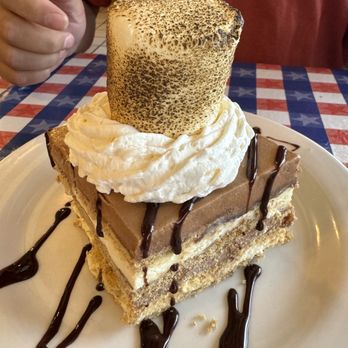 T-Bone Tom's - S'mores Pie - Barbeque Near Me - Kemah, Texas T-Bone Tom's - S'mores Pie - Barbeque Near Me - Kemah, Texas
