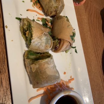BJ's Restaurant & Brewhouse - 4 out of the 6 avocado egg rolls! - Breweries Near Me - Lutz, Florida BJ's Restaurant & Brewhouse - 4 out of the 6 avocado egg rolls! - Breweries Near Me - Lutz, Florida
