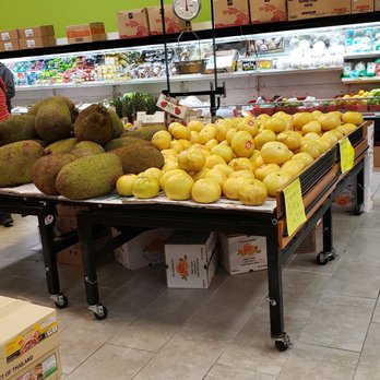 Lee's Supermarket - International Grocery Near Me - Biloxi, Mississippi