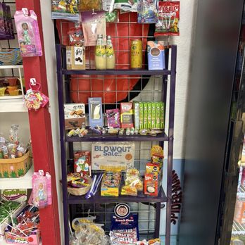Carters’ Sweets & Eats - Candy Stores Near Me - Yreka, California Carters’ Sweets & Eats - Candy Stores Near Me - Yreka, California