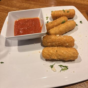 Bella's Olathe - Fried cheese - Italian Near Me - Olathe, Kansas Bella's Olathe - Fried cheese - Italian Near Me - Olathe, Kansas
