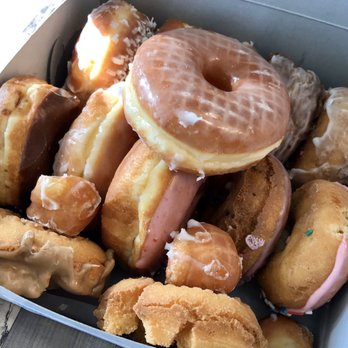 Mazzoa Donuts - A dozen donuts to enjoy at home. - Donuts Near Me - Las Vegas, Nevada Mazzoa Donuts - A dozen donuts to enjoy at home. - Donuts Near Me - Las Vegas, Nevada
