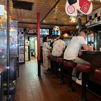 Charlie's Kitchen - Interior - Burgers Near Me - Cambridge, Massachusetts