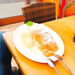 Gasthaus Stöcklalm - Kuchen