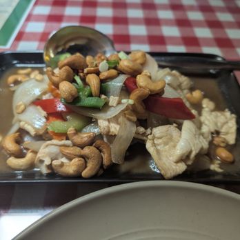 Thai Gardens - Cashew chicken - Thai Near Me - Fort Myers, Florida Thai Gardens - Cashew chicken - Thai Near Me - Fort Myers, Florida