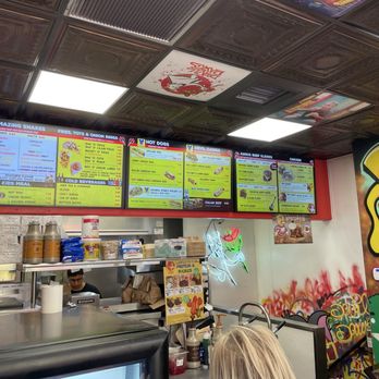 Devil Dawgs-Gold Coast - Hot Dogs Near Me - Chicago, Illinois Devil Dawgs-Gold Coast - Hot Dogs Near Me - Chicago, Illinois