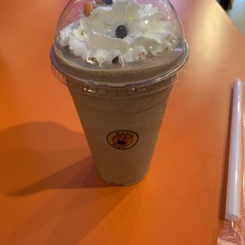 Waffle Magic - Resses PB Shake - Desserts Near Me - West Babylon, New York
