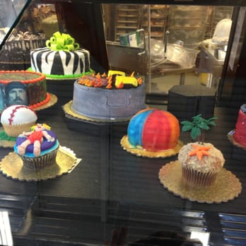 HEB Plus - Lots of specialty cakes - Grocery Near Me - Burleson, Texas HEB Plus - Lots of specialty cakes - Grocery Near Me - Burleson, Texas