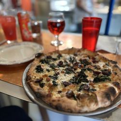 Pizzeria Lola