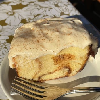 Hungry Heart PDX - Cinnamon Roll - Bakeries Near Me - Portland, Oregon