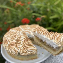 Schleusen-Garten - Stachelbeer-Baiser Torte