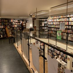 Rönnells Antikvariat - Upstairs