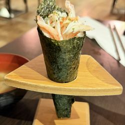 Yes Sushi - Snow crab hand roll