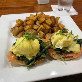 Savanna Restaurant - Breakfast & Brunch Near Me - Chicago, Illinois Savanna Restaurant - Breakfast & Brunch Near Me - Chicago, Illinois