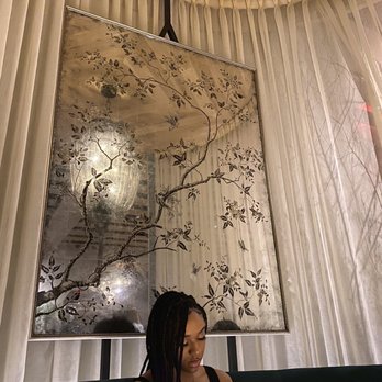 Rumi's Kitchen - Colony Square - Mirror in the private dinking booth - Persian/Iranian Near Me - Atlanta, Georgia Rumi's Kitchen - Colony Square - Mirror in the private dinking booth - Persian/Iranian Near Me - Atlanta, Georgia