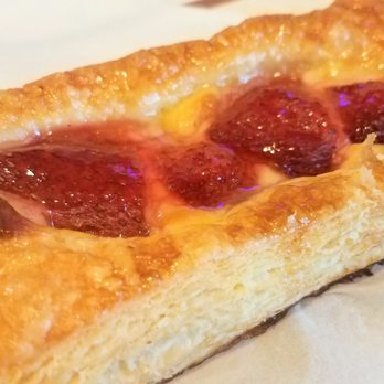 Gran Milan - Strawberry tart - Pizza Near Me - Richmond, California Gran Milan - Strawberry tart - Pizza Near Me - Richmond, California