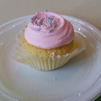Billy's Bakery - Buttercream frosting - Bakeries Near Me - New York, New York Billy's Bakery - Buttercream frosting - Bakeries Near Me - New York, New York