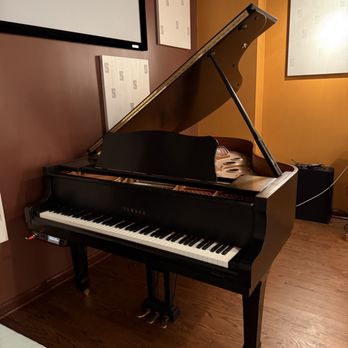 Albert's Piano Service - Piano Services Near Me - Wilmette, Illinois Albert's Piano Service - Piano Services Near Me - Wilmette, Illinois