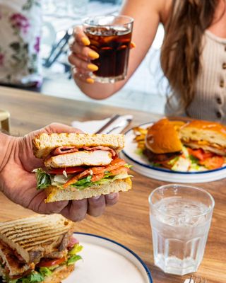 Park Cafe & Eatery by null