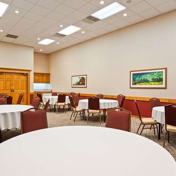 Best Western Eureka Inn - Conference Room - Hotels Near Me - Eureka Springs, Arkansas Best Western Eureka Inn - Conference Room - Hotels Near Me - Eureka Springs, Arkansas