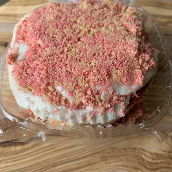 Stuuff Cakes - Strawberry crumble cheesecake - Desserts Near Me - Virginia Beach, Virginia Stuuff Cakes - Strawberry crumble cheesecake - Desserts Near Me - Virginia Beach, Virginia