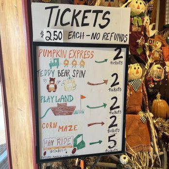 Trabbic Pumpkin Farm - Pumpkin Patches Near Me - Erie, Michigan Trabbic Pumpkin Farm - Pumpkin Patches Near Me - Erie, Michigan