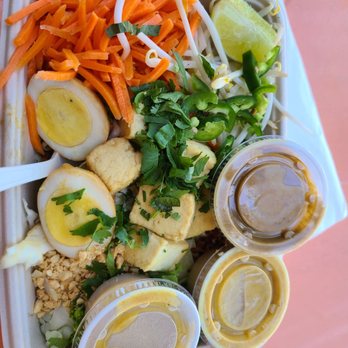 Asian Box - Pruneyard - Asian salad with all the toppings and tofu! - Asian Fusion Near Me - Campbell, California Asian Box - Pruneyard - Asian salad with all the toppings and tofu! - Asian Fusion Near Me - Campbell, California