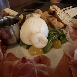Burrata Burrata