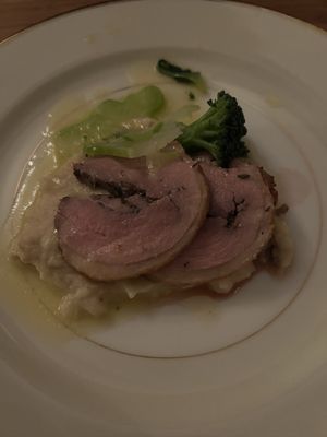 COQ AU VIN by null