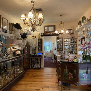 Tea Room - Desserts Near Me - Miami, Florida