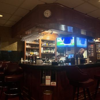 Saputo's - Bar - Italian Near Me - Springfield, Illinois