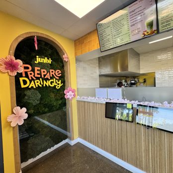Junbi - Interior - Coffee & Tea Near Me - West Covina, California