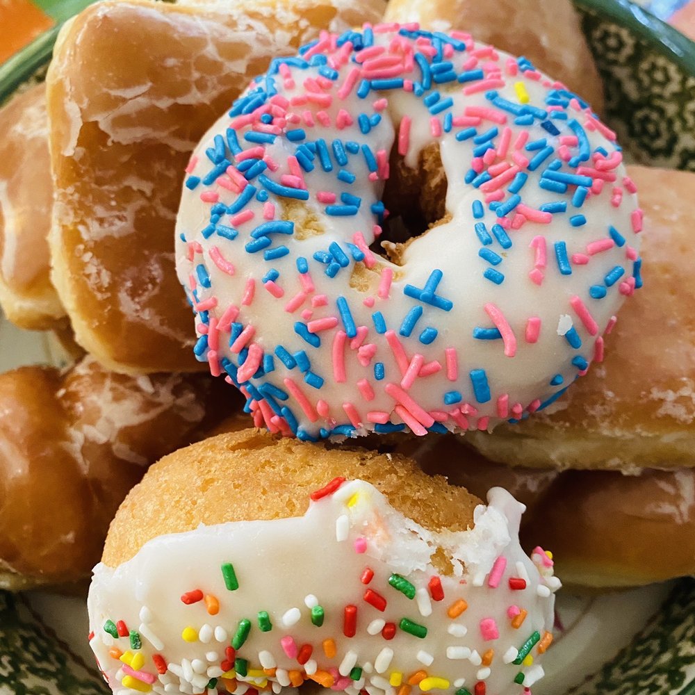 Thompson Donuts - a plate of doughnuts with sprinkles - Donuts Near Me - Ventura, California Thompson Donuts - a plate of doughnuts with sprinkles - Donuts Near Me - Ventura, California