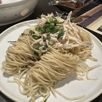 Meizhou Dongpo Restaurant - Sichuan cold noodles, comes with sauce - Szechuan Near Me - Arcadia, California