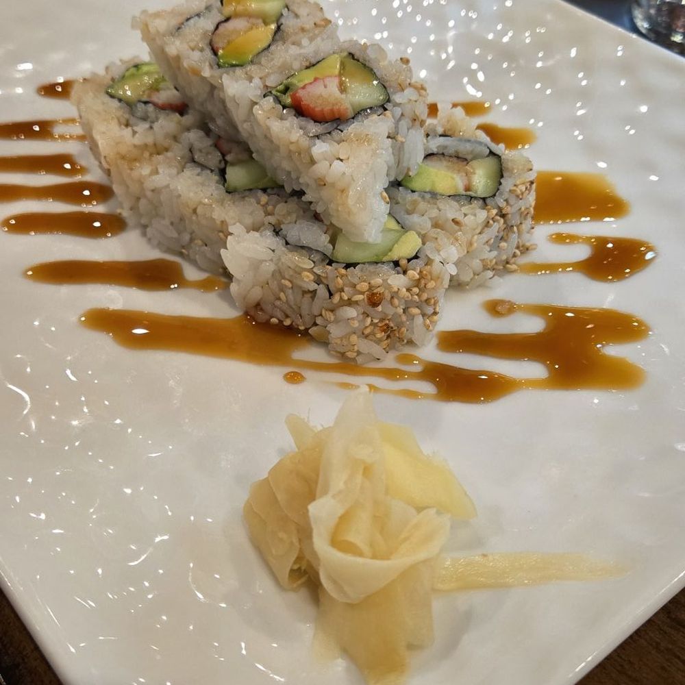 Fuji Sushi - California roll - Japanese Near Me - Altamonte Springs, Florida Fuji Sushi - California roll - Japanese Near Me - Altamonte Springs, Florida