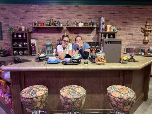 The FRIENDS™ Experience: The One in Vegas by null