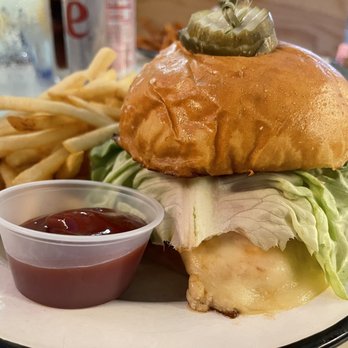 Whitney's - Chicken sandwich and fries - Bars Near Me - Longboat Key, Florida