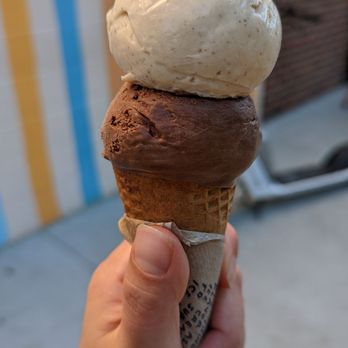 Jeni's Splendid Ice Creams - Single sugar cone with dark chocolate and coffee - Ice Cream & Frozen Yogurt Near Me - Charlotte, North Carolina Jeni's Splendid Ice Creams - Single sugar cone with dark chocolate and coffee - Ice Cream & Frozen Yogurt Near Me - Charlotte, North Carolina