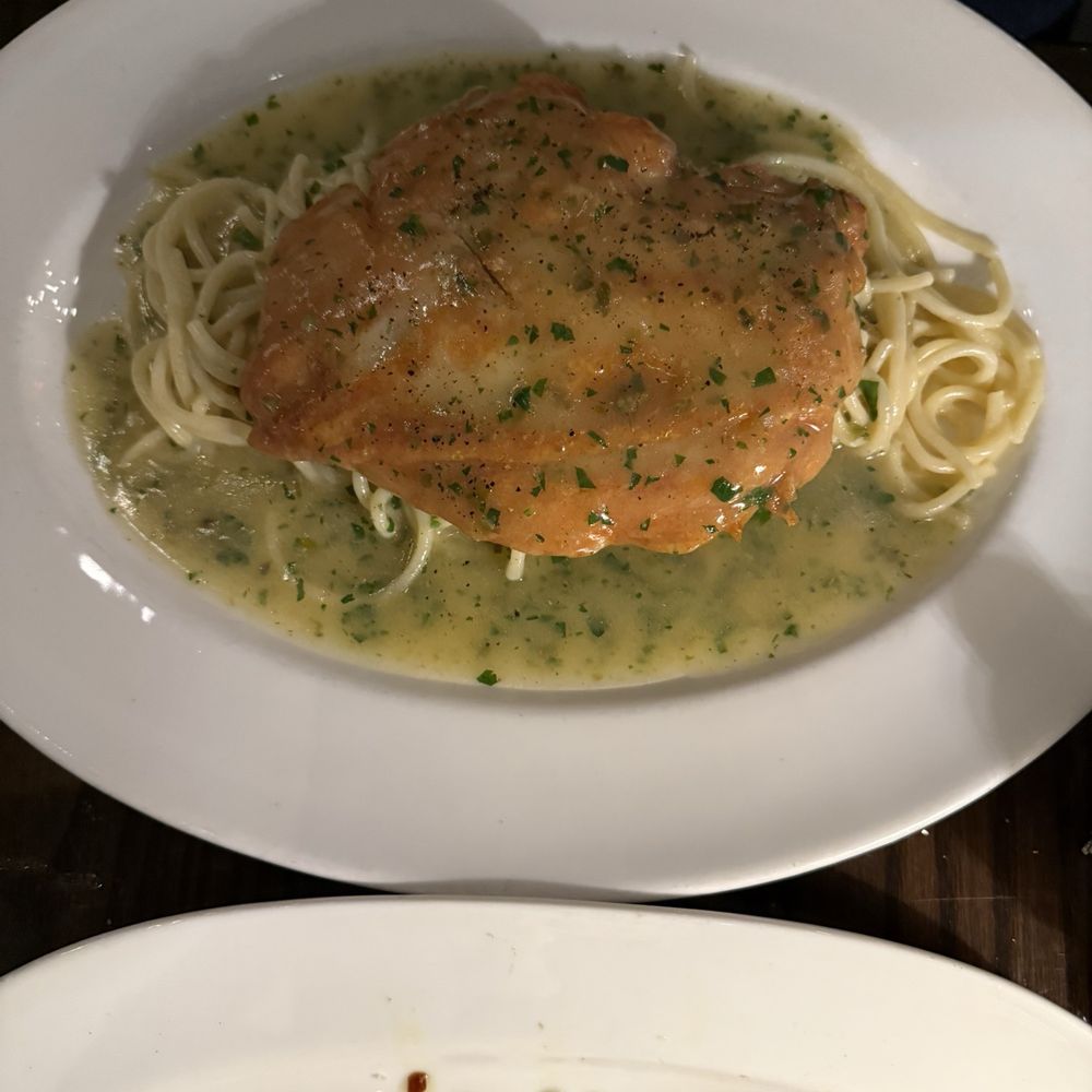 bar Vetti - Chicken and noodles. Don't remember the name. It could have been better. - Italian Near Me - Louisville, Kentucky bar Vetti - Chicken and noodles. Don't remember the name. It could have been better. - Italian Near Me - Louisville, Kentucky