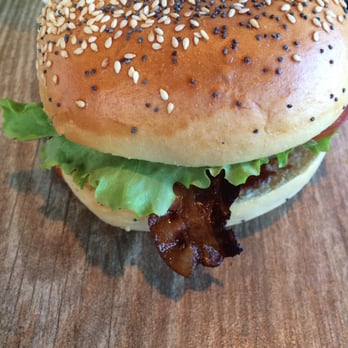 Montana Diner - American Near Me - Crans-sur-sierre, VS Montana Diner - American Near Me - Crans-sur-sierre, VS