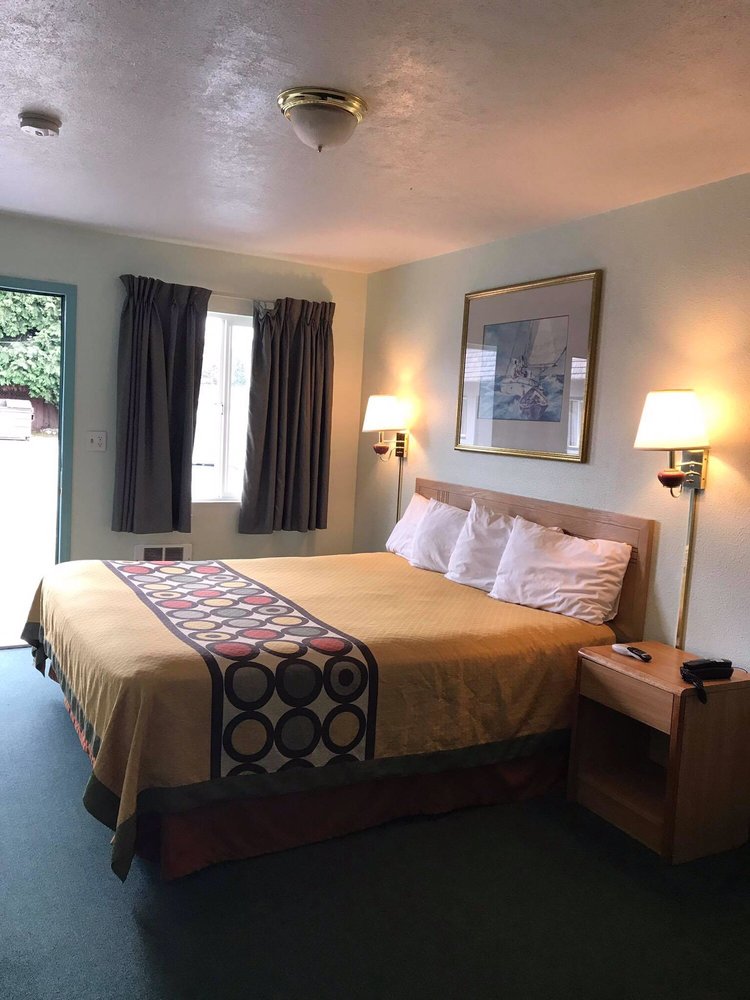 6 RIVERS MOTEL Updated September 2024 11 Reviews 531 S Fortuna