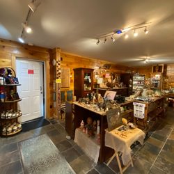 Stone Revival Gallery & Gifts - Inside the art gallery with view of the private door to the Airbnb suite