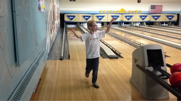 Clique Lanes by null