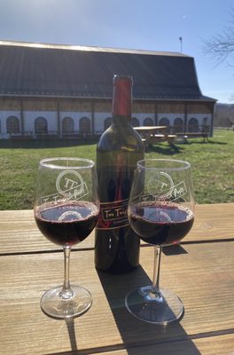 Two Twisted Posts Winery & Tavern by null