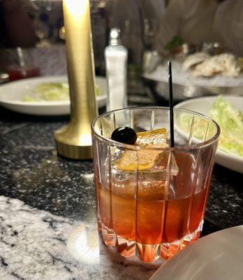 H&W Steakhouse by null