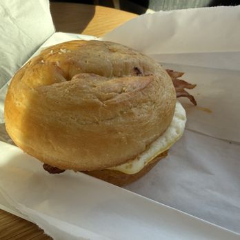 Starbucks - Bacon Bacon, Gouda & Egg Sandwich - Coffee & Tea Near Me - Greensboro, North Carolina Starbucks - Bacon Bacon, Gouda & Egg Sandwich - Coffee & Tea Near Me - Greensboro, North Carolina
