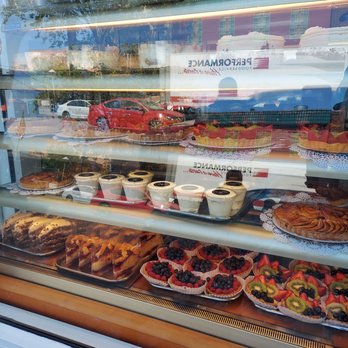 Martha's Country Bakery - Bakeries Near Me - Bayside, New York