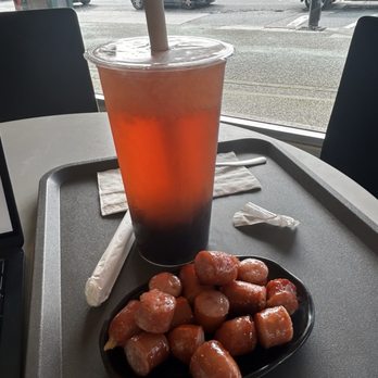 Icy Bar Granville - Desserts Near Me - Vancouver, British Columbia