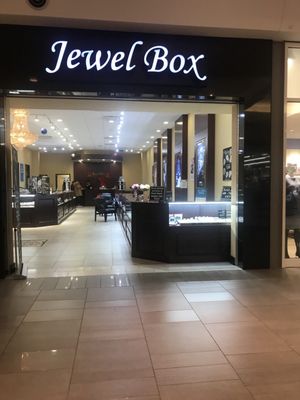 the jewel box jewelry store