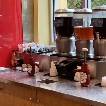 PDQ Chicken - Inside - Sandwiches Near Me - Saint Johns, Florida PDQ Chicken - Inside - Sandwiches Near Me - Saint Johns, Florida
